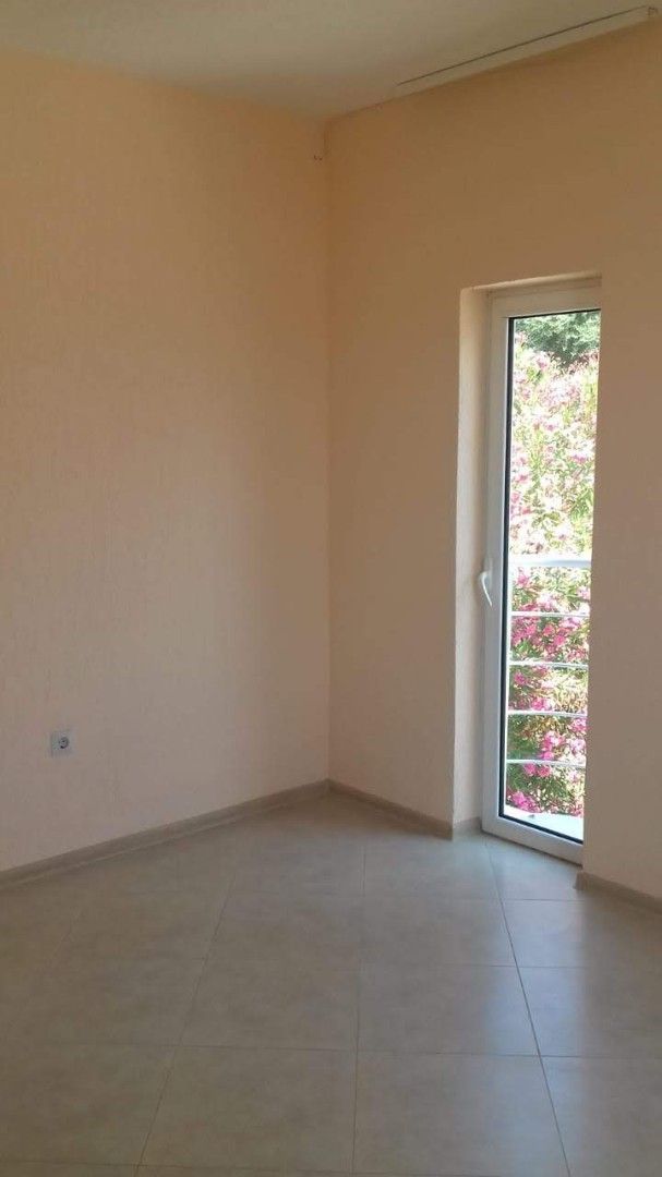 Villa en Dobra Voda, Montenegro, 410 m² - imagen 13