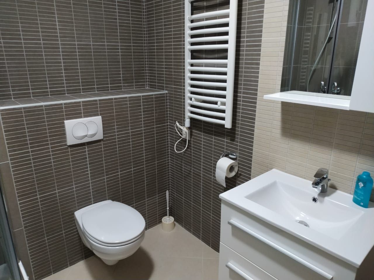 Gewerbeimmobilien in Becici, Montenegro, 40 m² - Foto 12