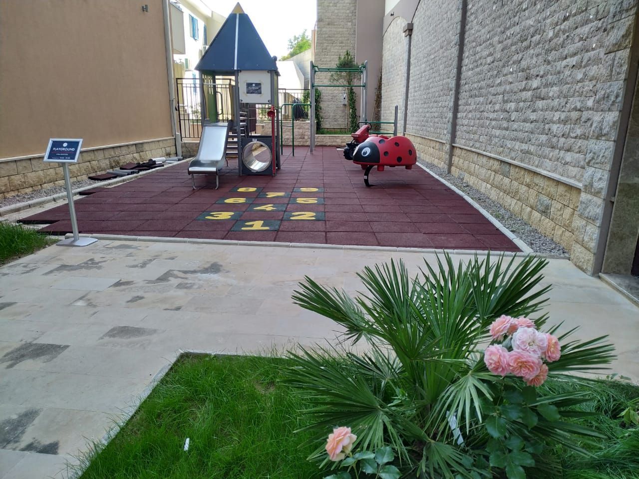 Gewerbeimmobilien in Becici, Montenegro, 40 m² - Foto 15