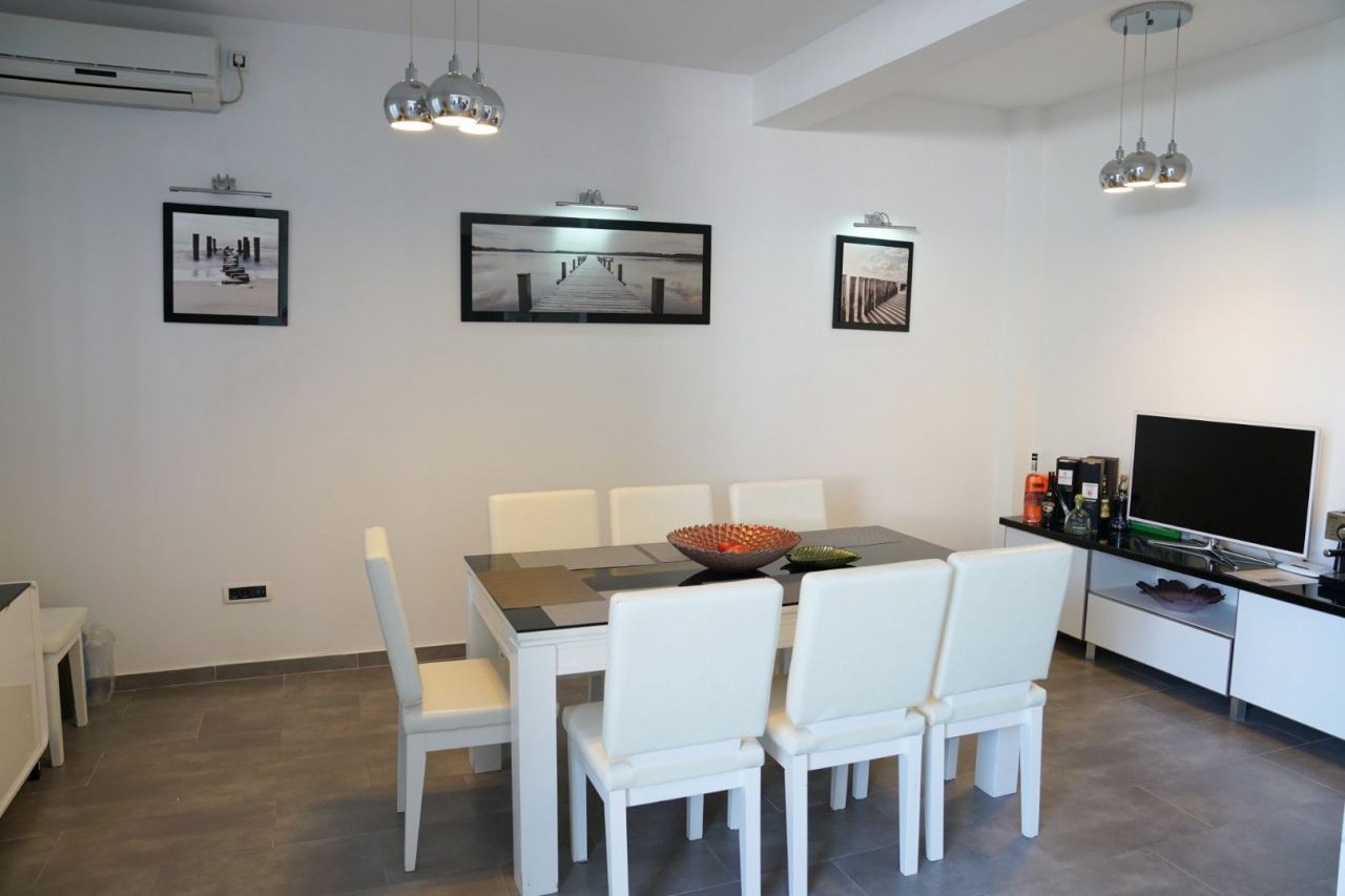 Villa en Utjeha, Montenegro, 396 m² - imagen 3