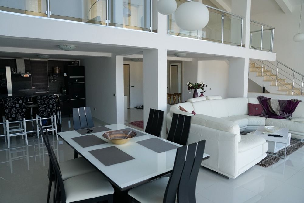 Villa en Utjeha, Montenegro, 396 m² - imagen 18