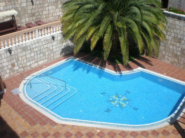 Villa in Petrovac, Montenegro, 380 m² - picture 3