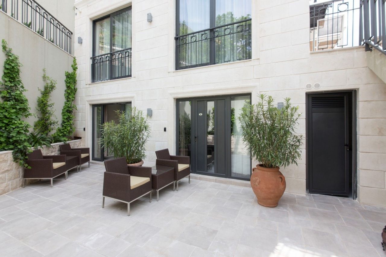 Hotel, albergo a Dobrota, Montenegro, 550 m² - foto 13