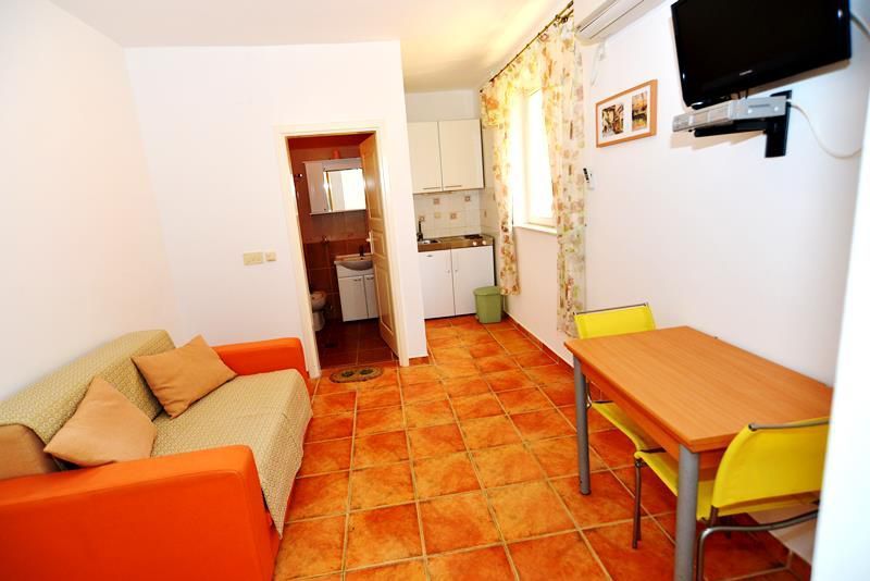 Hotel in Kumbor, Montenegro, 300 m² - picture 6