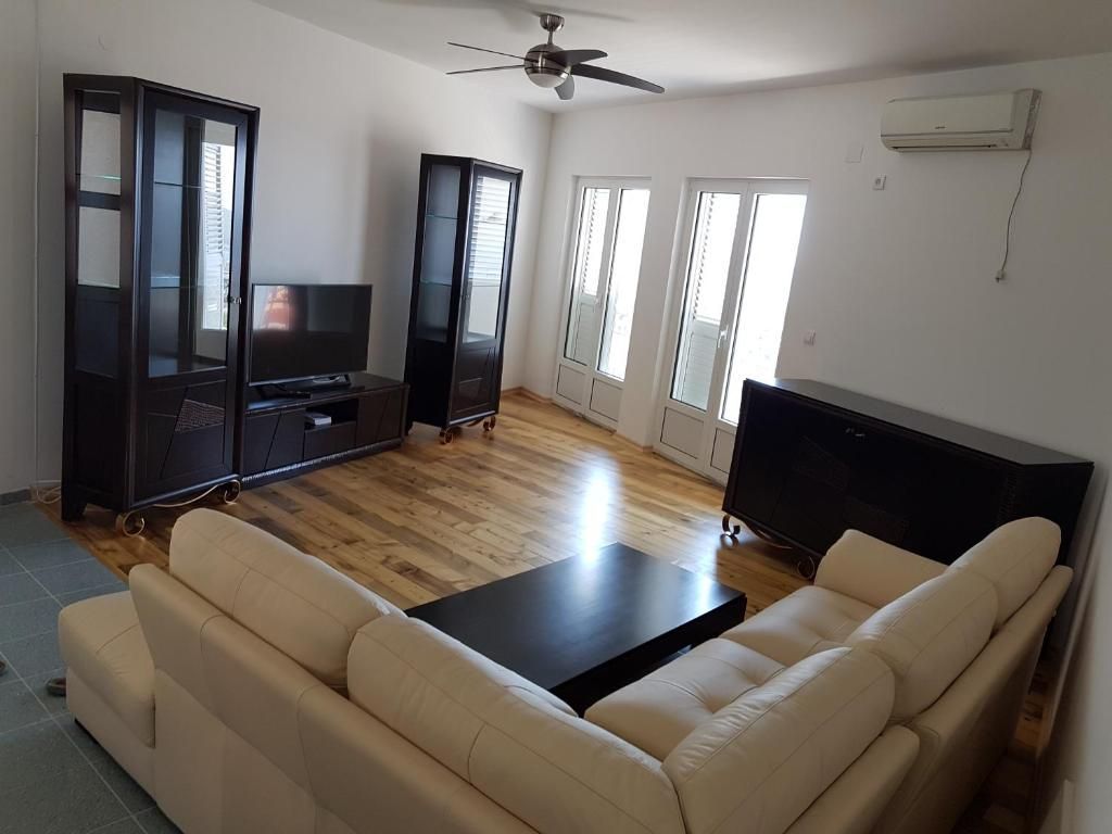 Villa a Becici, Montenegro, 720 m² - foto 3