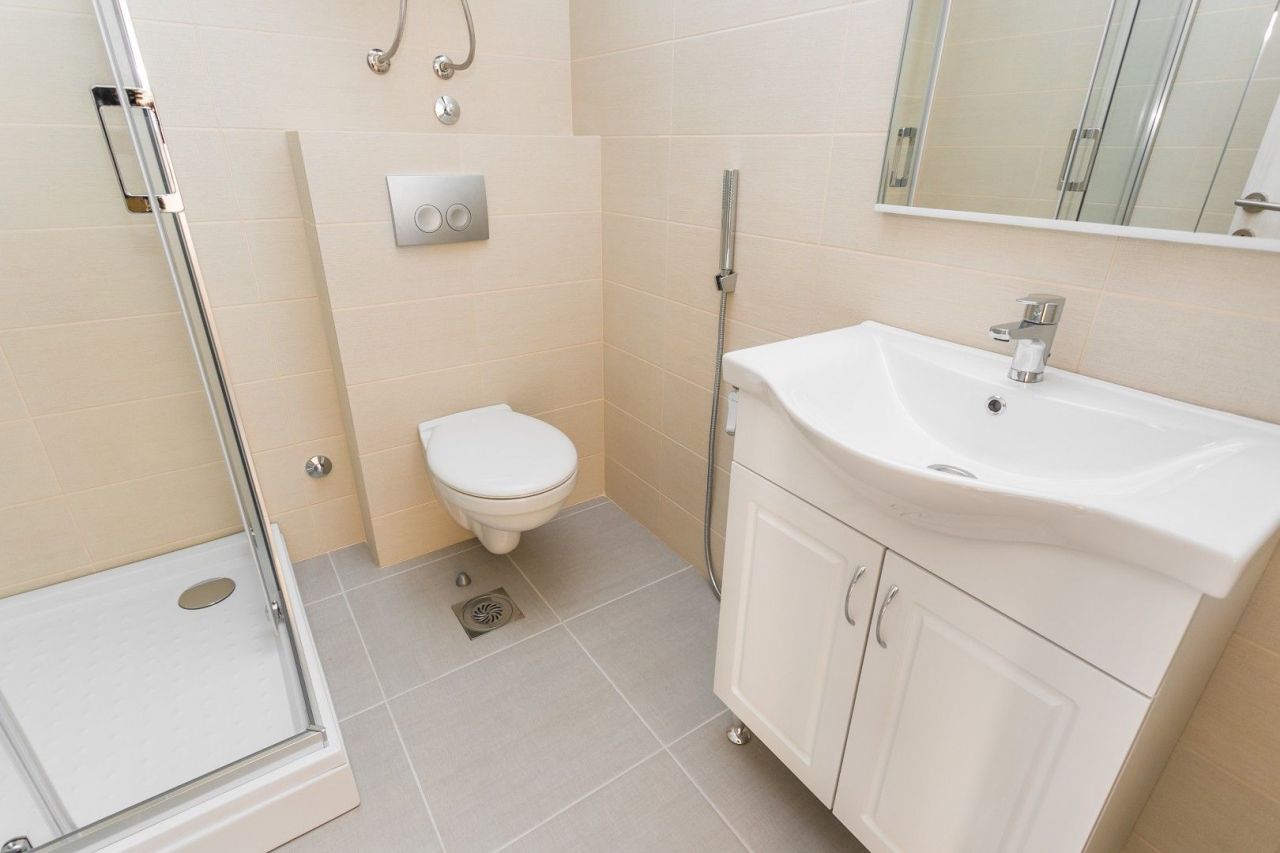 Wohnung in Rafailovici, Montenegro, 132 m² - Foto 4