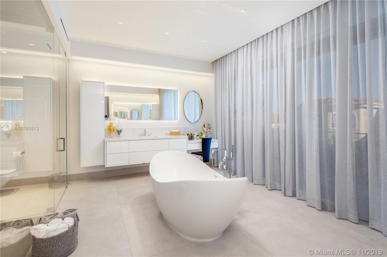 Villa in Miami, USA, 700 m² - Foto 11