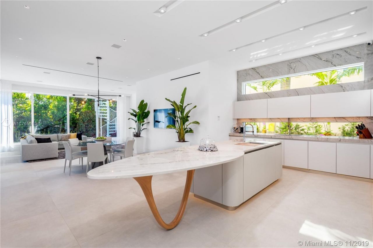 Villa in Miami, USA, 700 m² - Foto 7