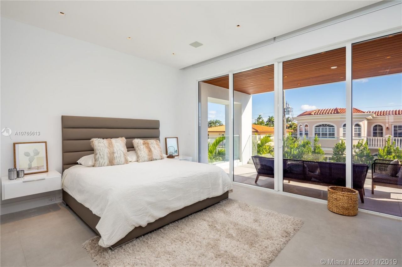 Villa in Miami, USA, 700 m² - Foto 13