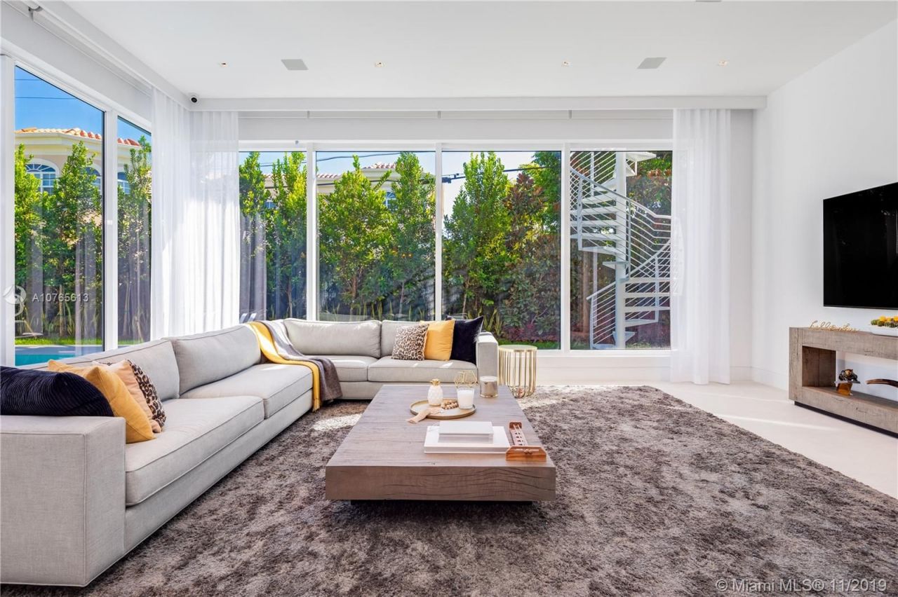 Villa in Miami, USA, 700 m² - Foto 5