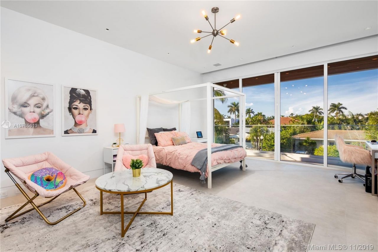 Villa in Miami, USA, 700 m² - Foto 12