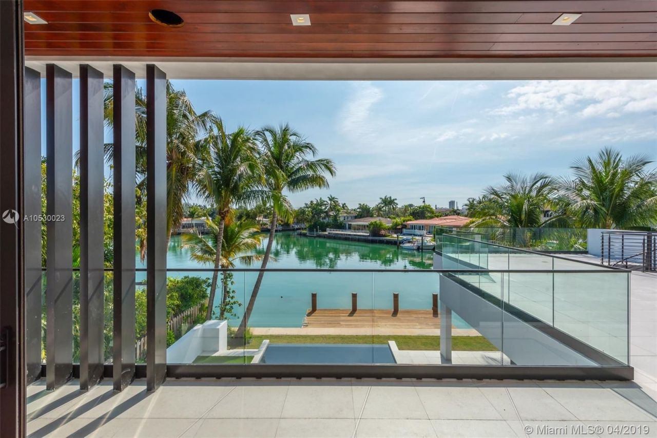 Villa in Miami, USA, 550 m² - Foto 3