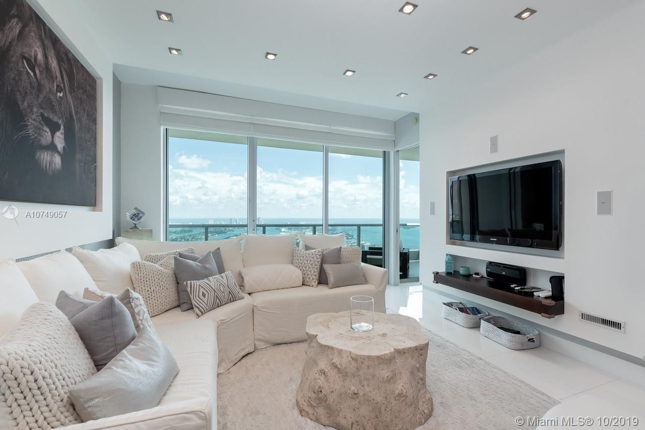 Appartement à Miami, États-Unis, 90 m² - image 1