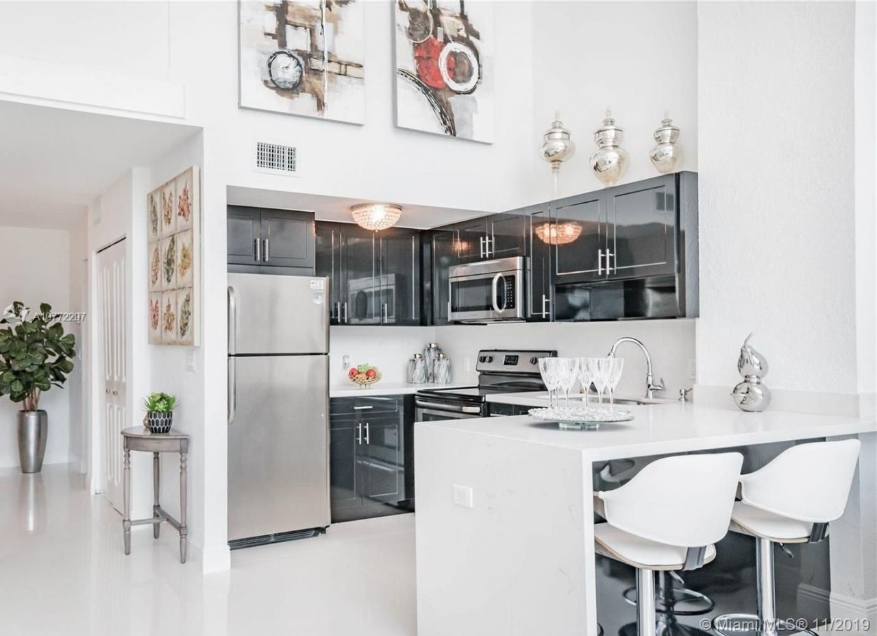 Townhouse in Miami, USA, 95 m² - picture 5