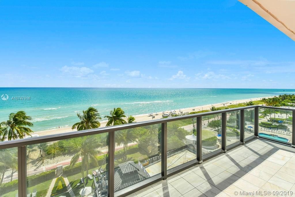 Flat in Miami, USA, 80 m² - picture 1