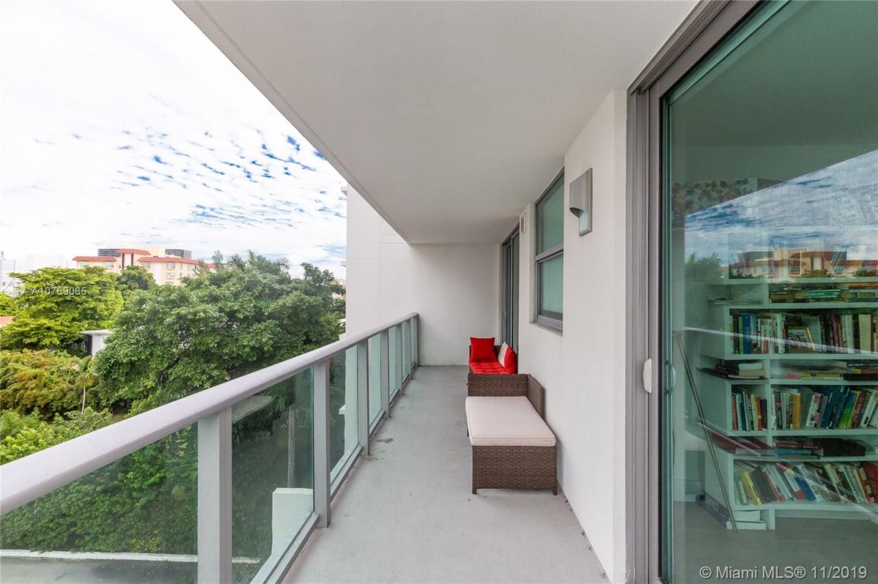 Flat in Miami, USA, 110 m² - picture 5