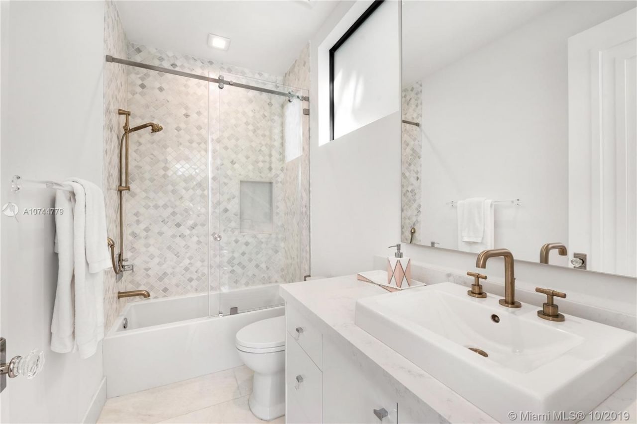 Villa à Miami, États-Unis, 350 m² - image 7