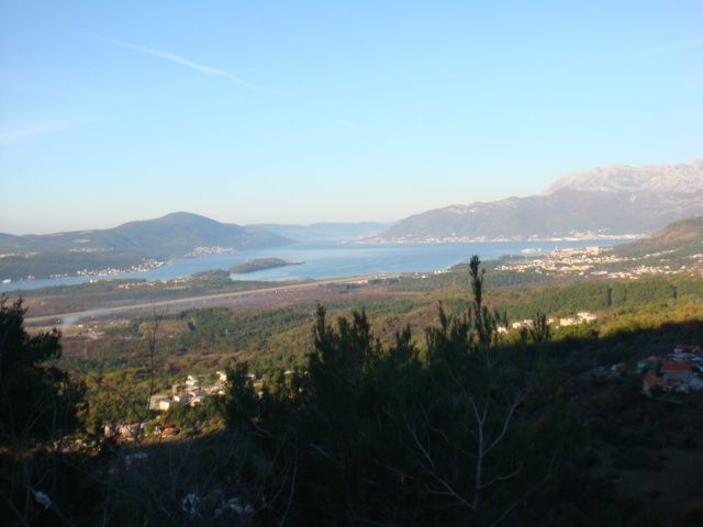 Grundstück in Kotor, Montenegro, 8 000 m² - Foto 4