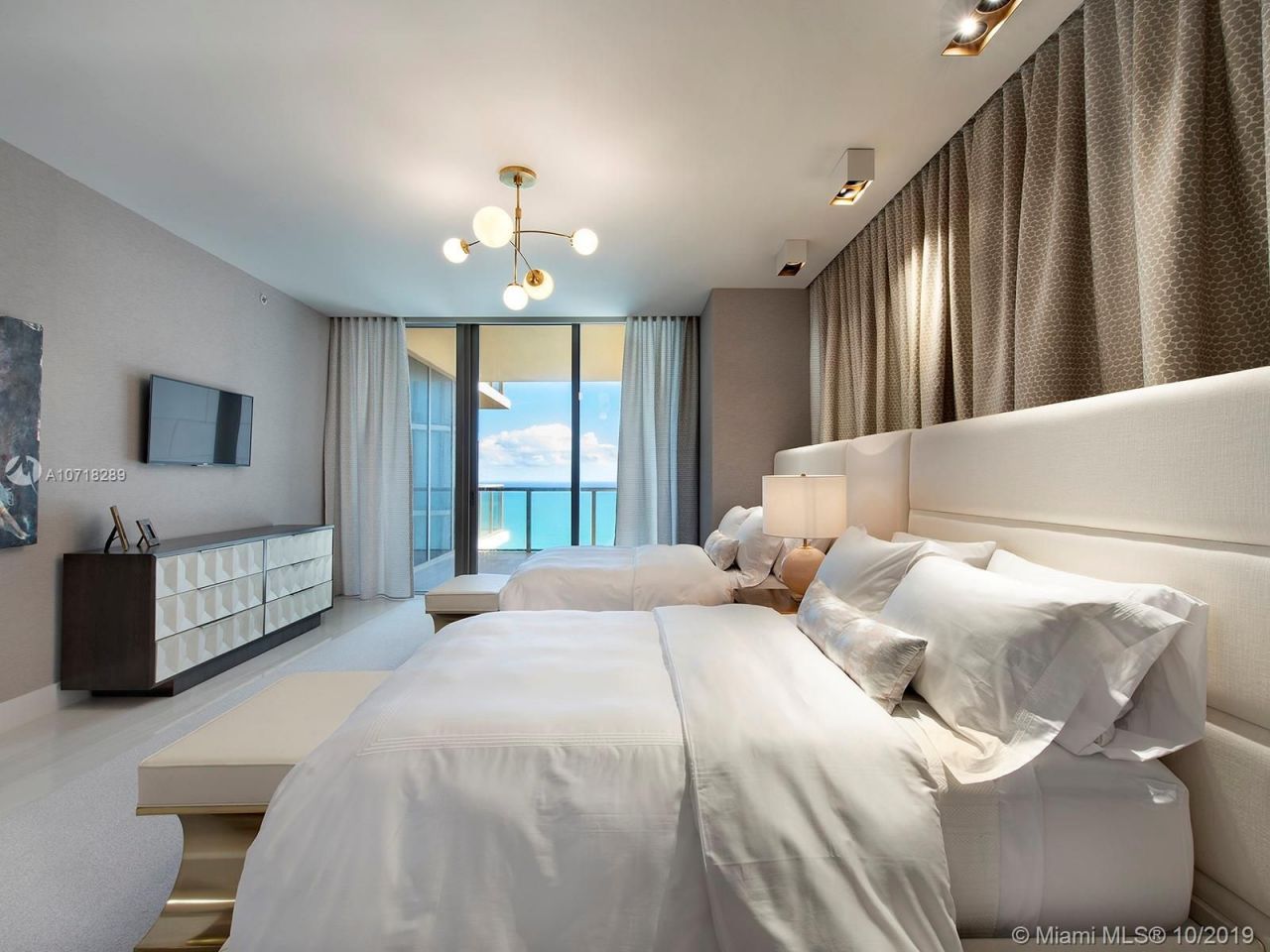 Ático en Miami, Estados Unidos, 300 m² - imagen 3