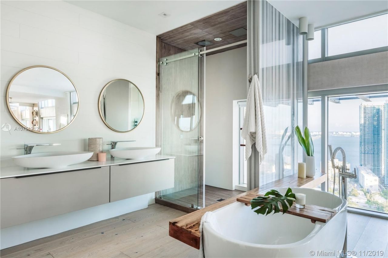 Ático en Miami, Estados Unidos, 290 m² - imagen 7