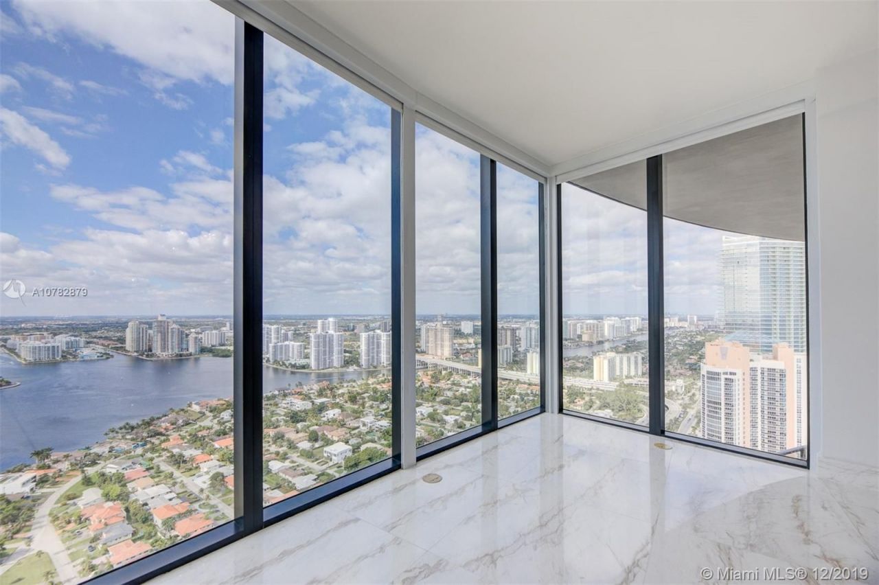 Piso en Miami, Estados Unidos, 320 m² - imagen 8