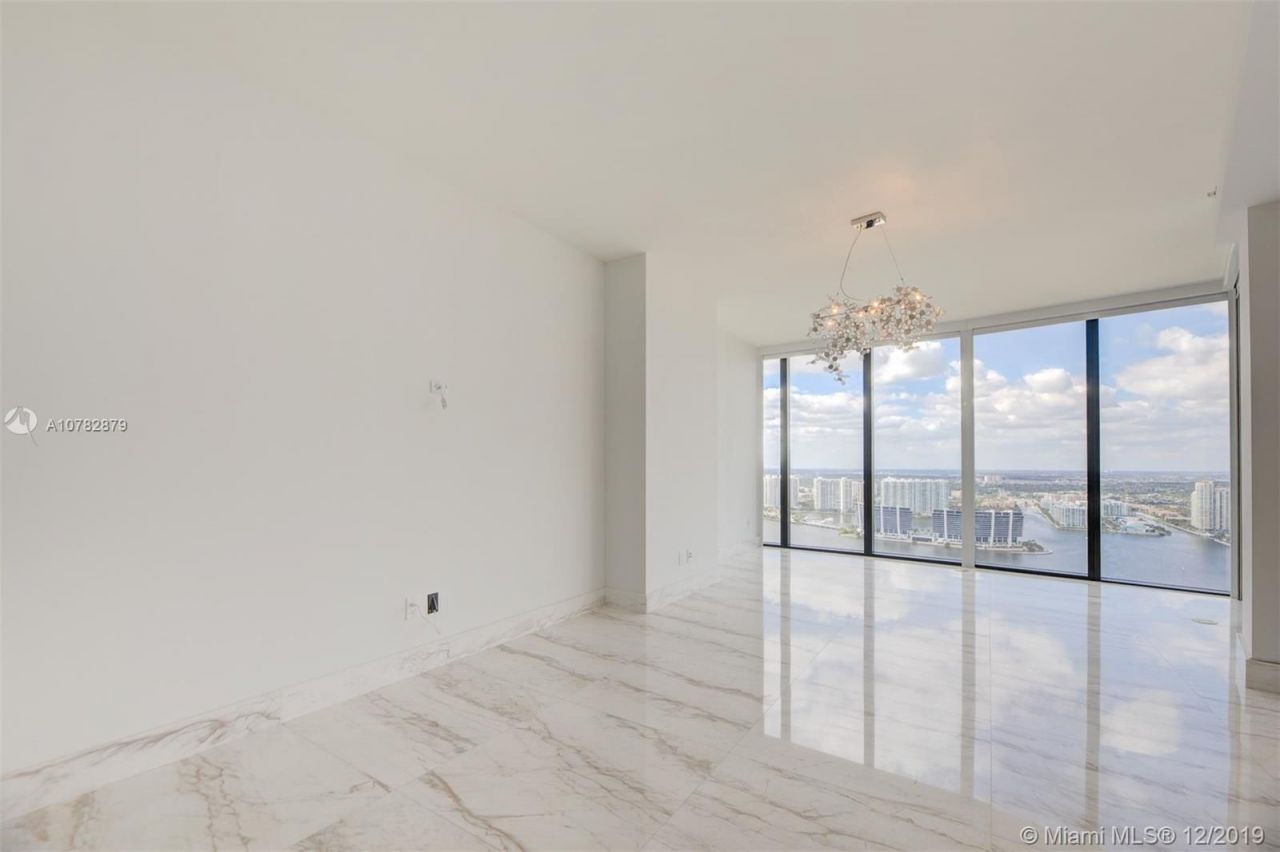 Piso en Miami, Estados Unidos, 320 m² - imagen 9