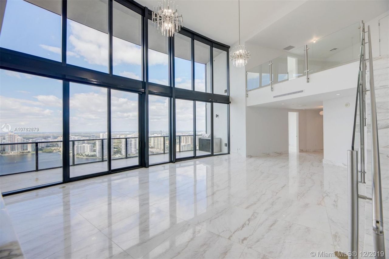 Piso en Miami, Estados Unidos, 320 m² - imagen 18