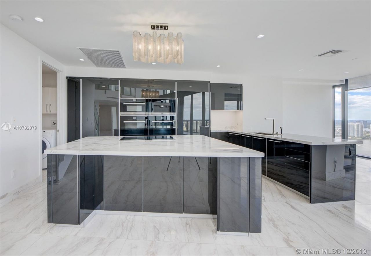 Piso en Miami, Estados Unidos, 320 m² - imagen 4