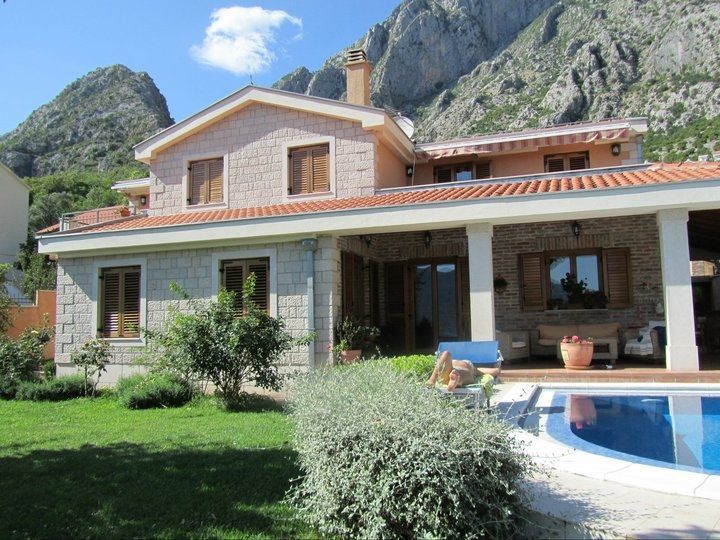 Villa in Kotor, Montenegro, 310 m² - Foto 1