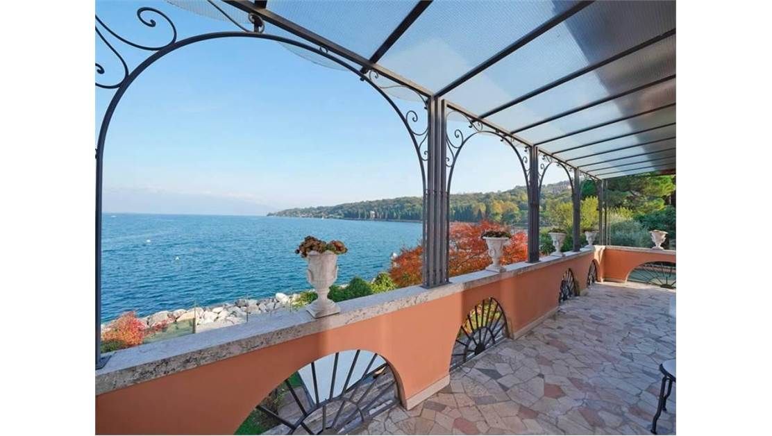 Villa in Gardasee, Italien, 200 m² - Foto 1