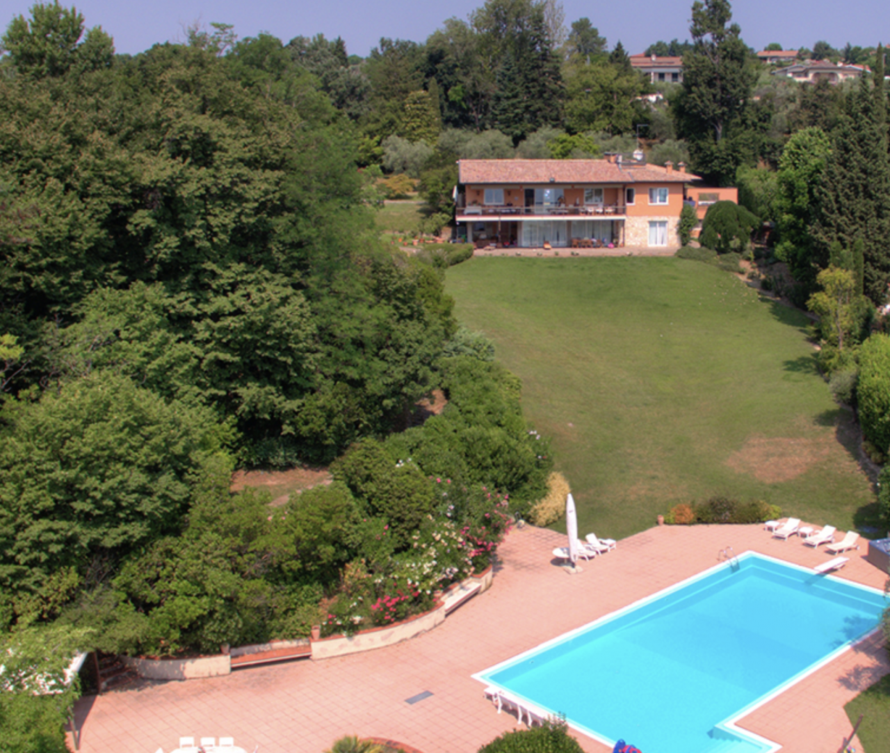 Villa on Lake Garda, Italy, 700 m² - picture 2