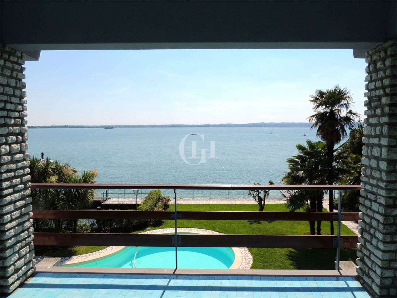 Villa on Lake Garda, Italy, 450 m² - picture 4