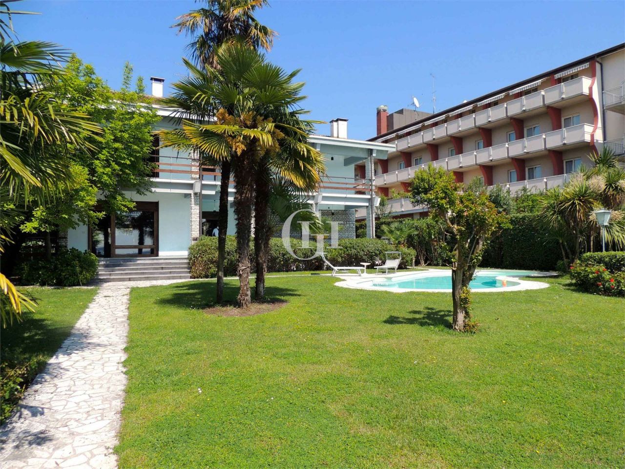 Villa on Lake Garda, Italy, 450 m² - picture 6