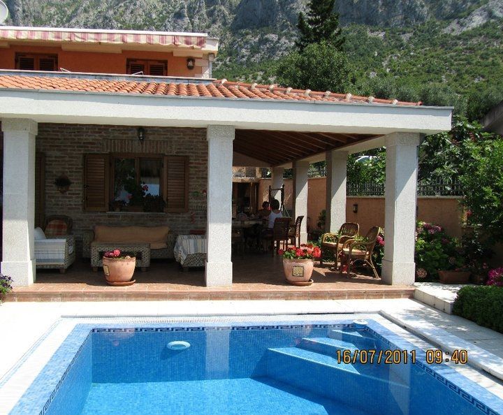 Villa à Kotor, Monténégro, 310 m² - image 2