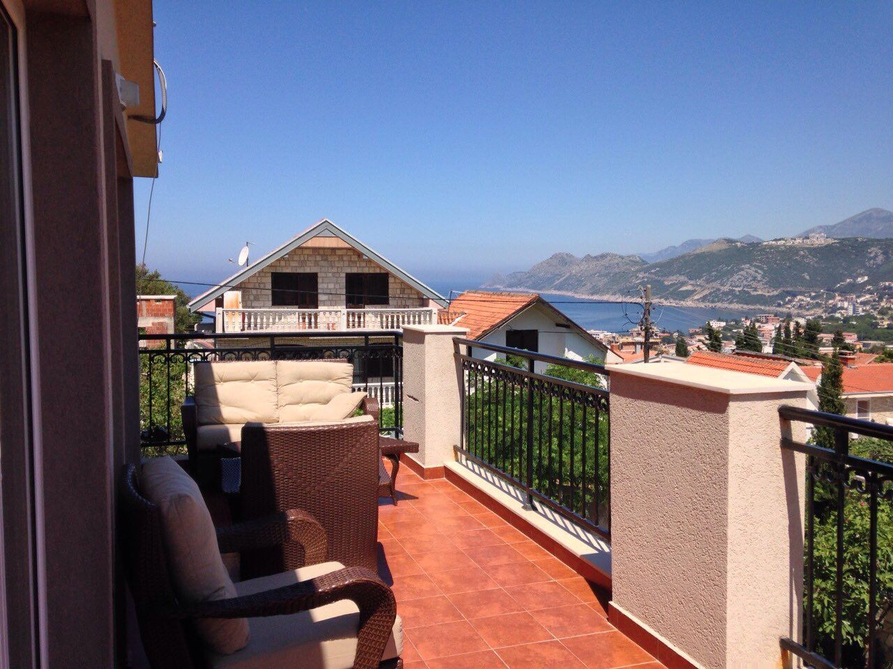 Cottage à Dobra Voda, Monténégro, 180 m² - image 2