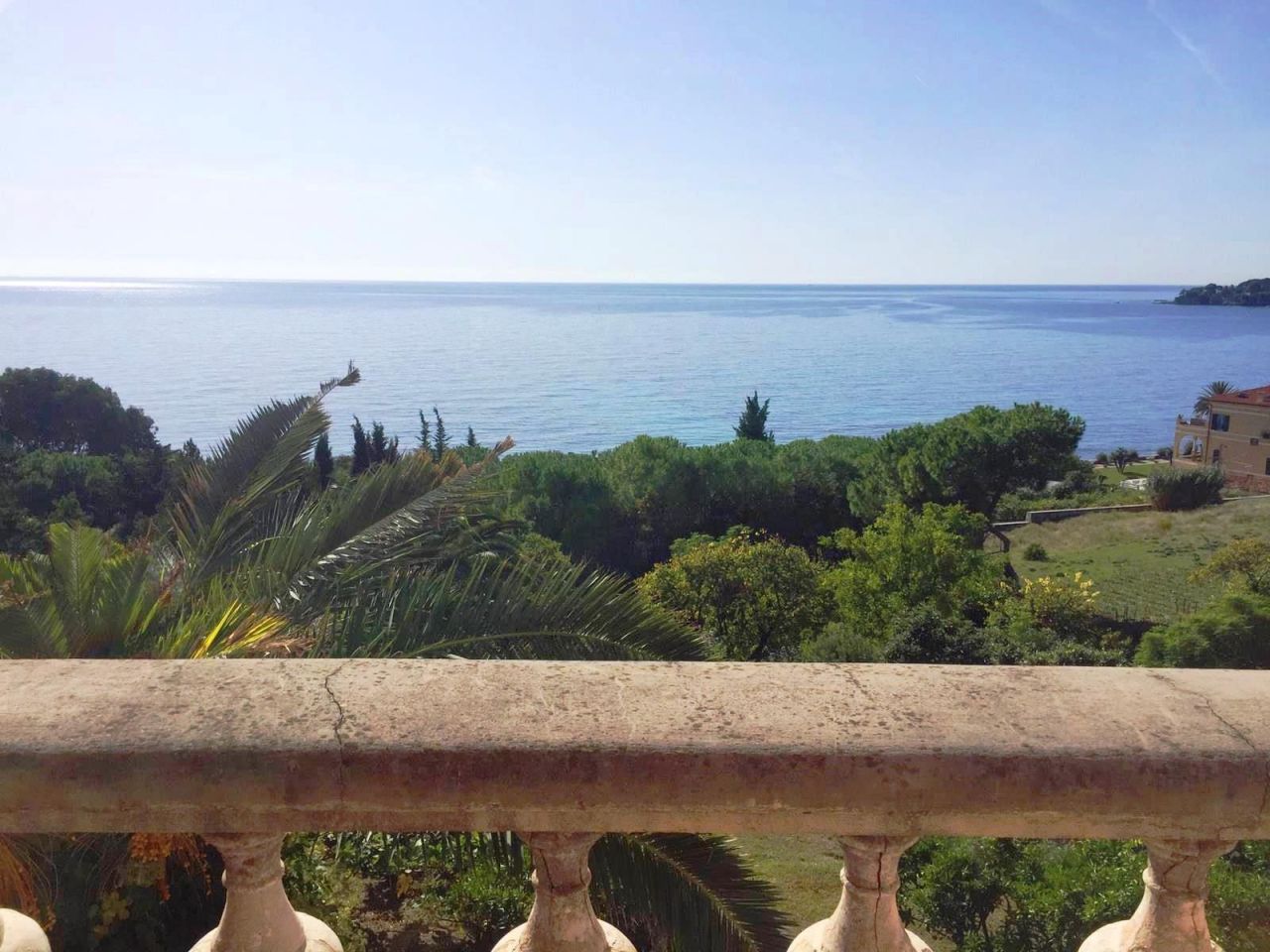 Villa en Ventimiglia, Italia, 570 m² - imagen 2