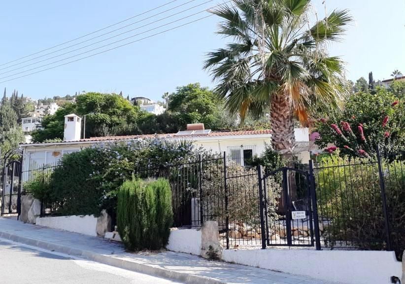 Bungalow in Paphos, Cyprus, 125 m² - picture 1