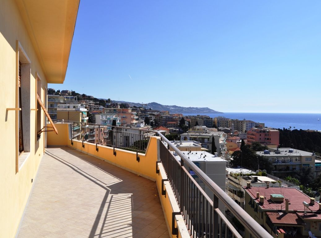Penthouse in San Remo, Italien, 153 m² - Foto 2