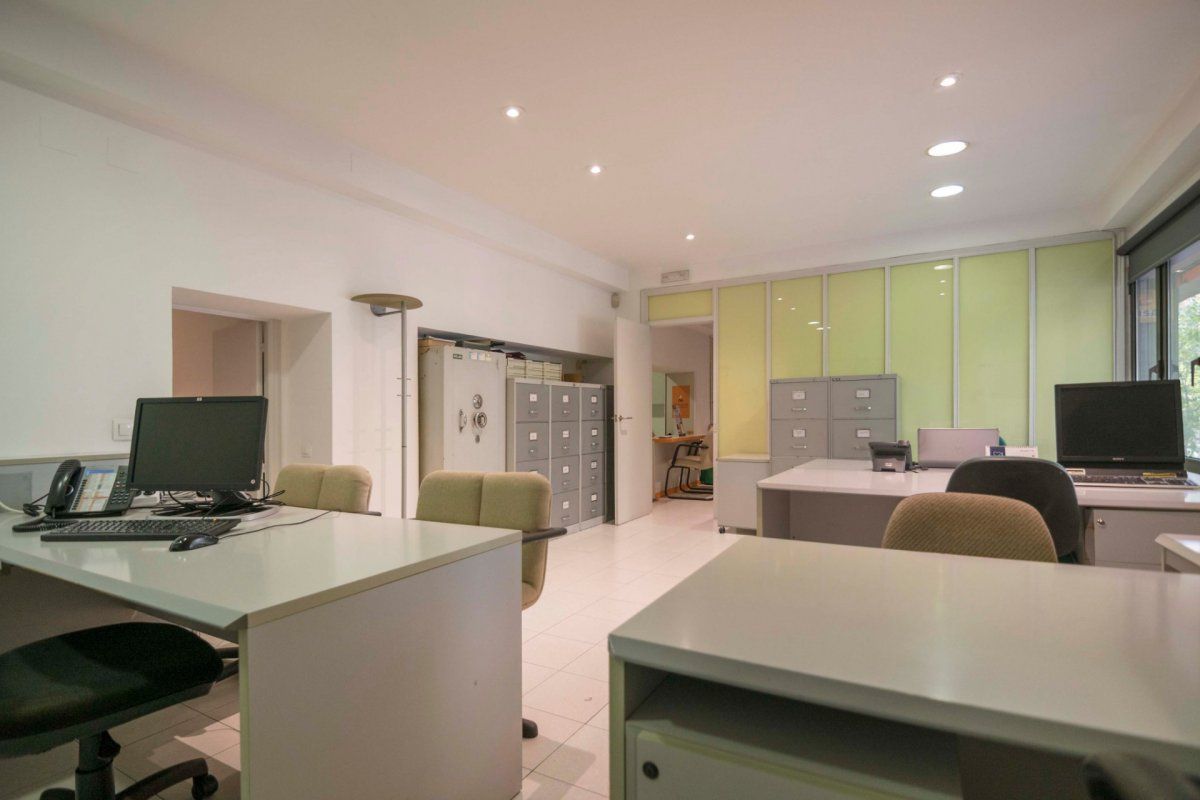 Biens commerciaux à Barcelone, Espagne, 120 m² - image 3