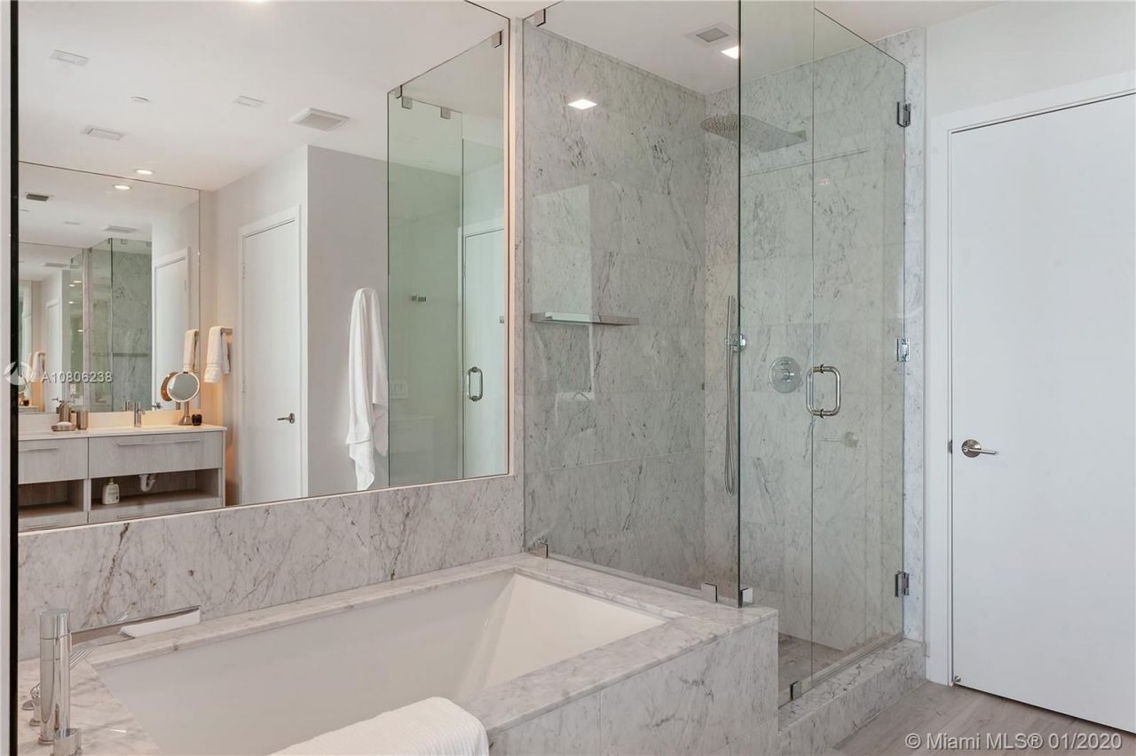 Appartamento a Miami, USA, 120 m² - foto 4