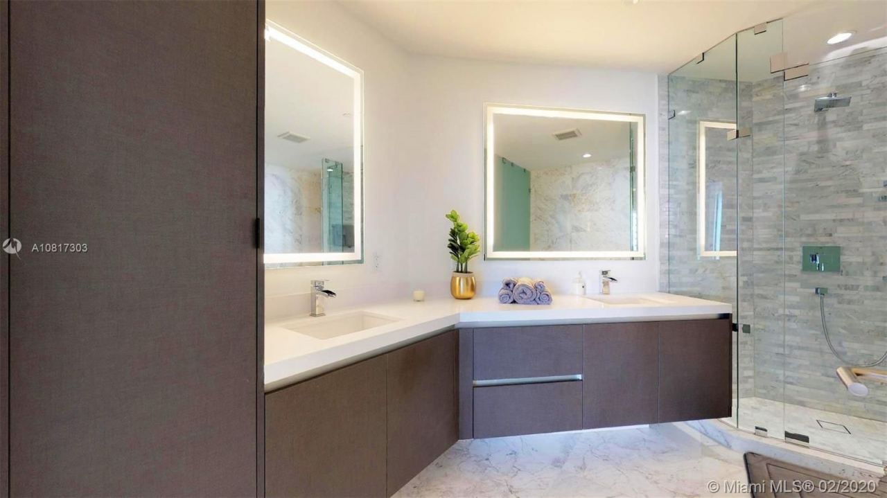 Flat in Miami, USA, 90 m² - picture 10