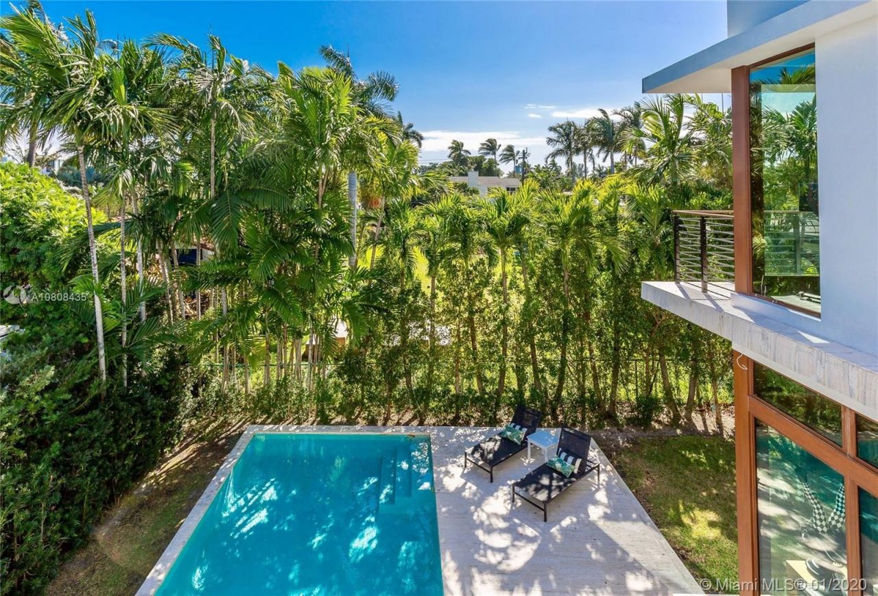 Villa à Miami, États-Unis, 350 m² - image 13