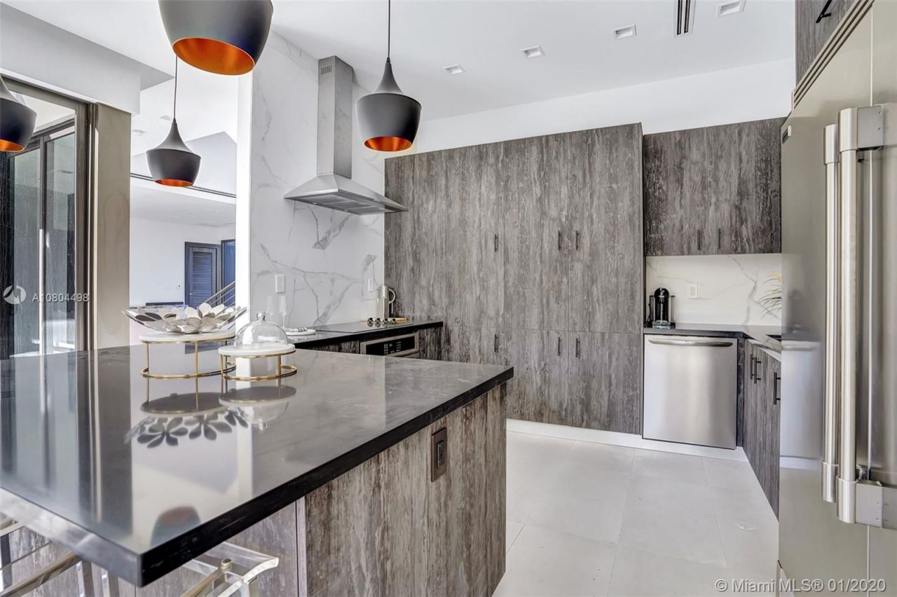 Villa à Miami, États-Unis, 380 m² - image 11