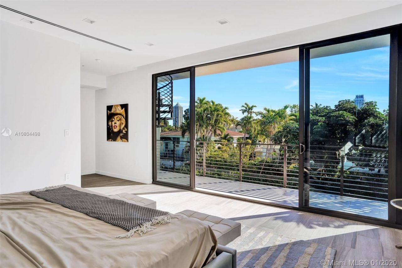 Villa à Miami, États-Unis, 380 m² - image 15