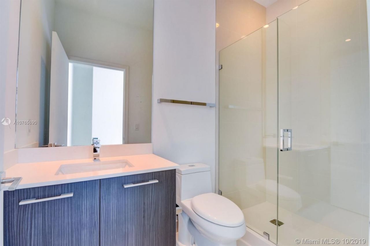 Ático en Miami, Estados Unidos, 140 m² - imagen 7