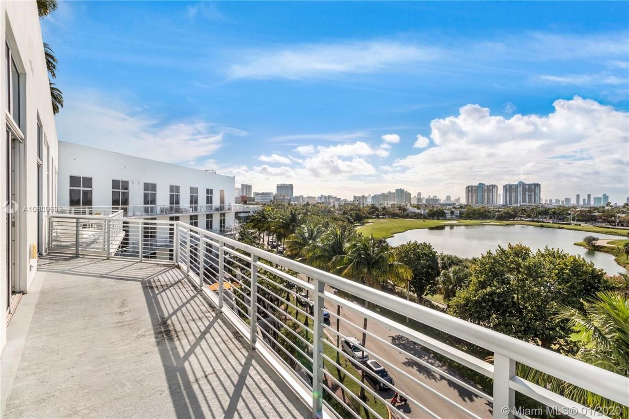 Penthouse in Miami, USA, 135 m² - picture 6