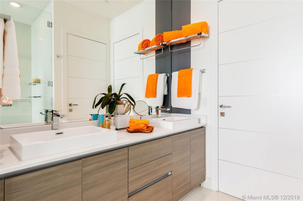 Ático en Miami, Estados Unidos, 220 m² - imagen 9