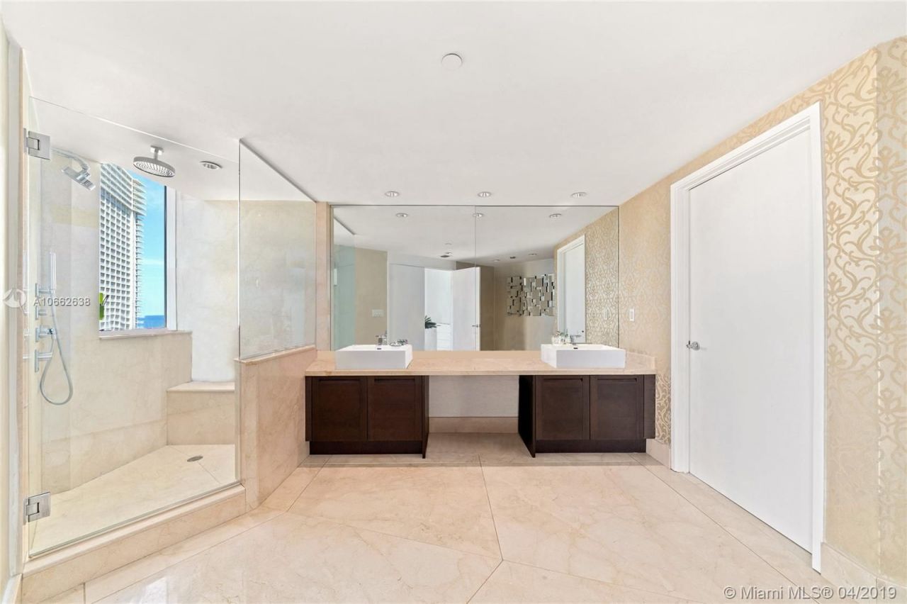 Ático en Miami, Estados Unidos, 270 m² - imagen 14