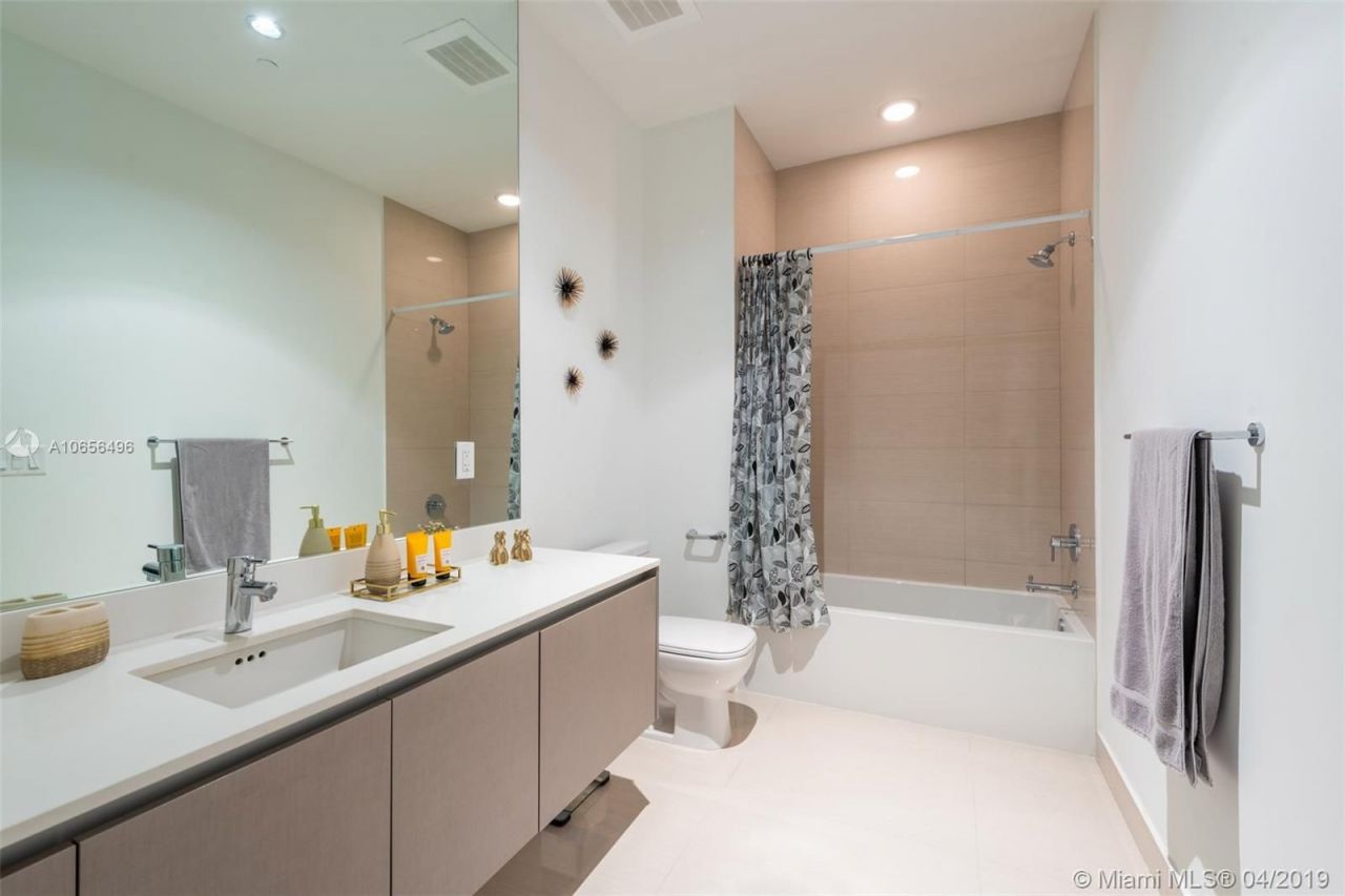 Ático en Miami, Estados Unidos, 270 m² - imagen 5