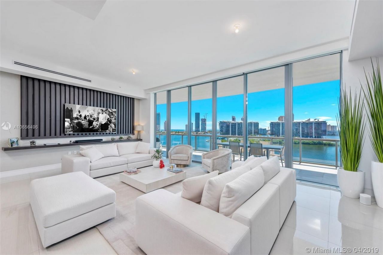 Ático en Miami, Estados Unidos, 270 m² - imagen 15